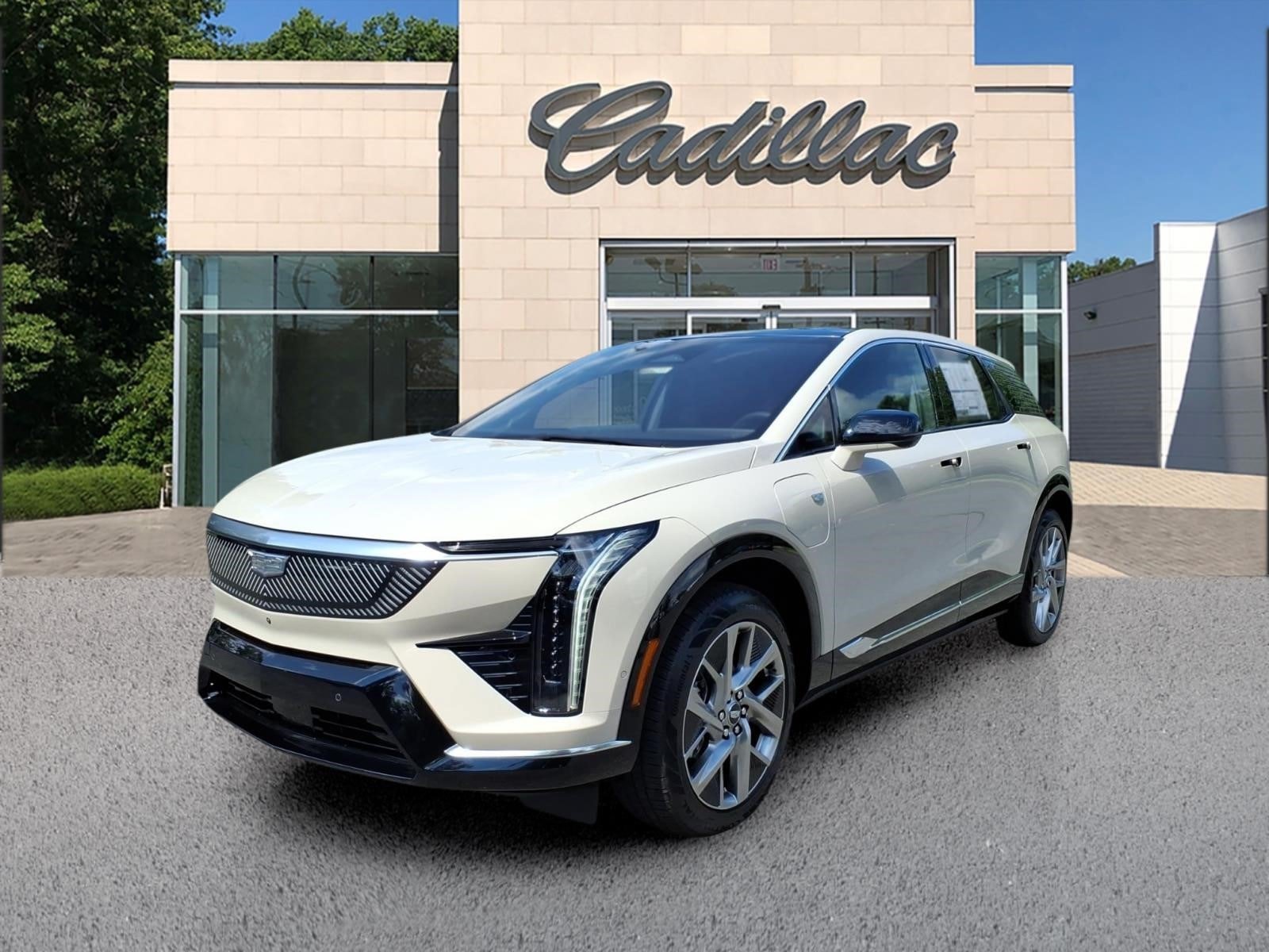 New 2027 Cadillac Optiq Luxury w/ LPO, Floor Liner Package