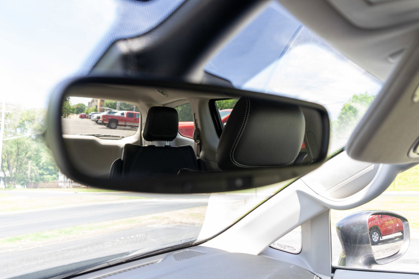 Used 2022 Chrysler Pacifica Touring-L FWD image 24