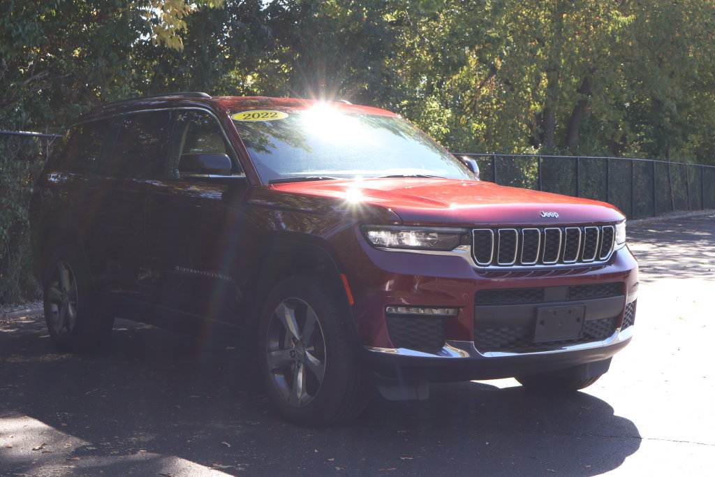 Used 2022 Jeep Grand Cherokee L Limited AWD/4WD image 10