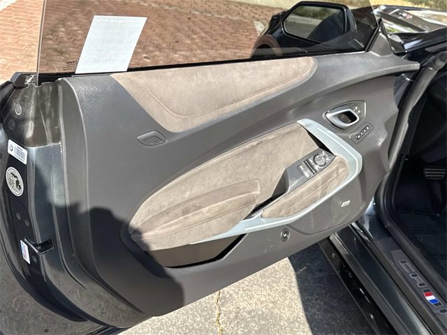 Used 2022 Chevrolet Camaro ZL1 image 19