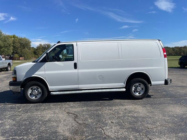 Used 2024 Chevrolet Express 2500 Work Van w/ Driver Convenience Package image 8
