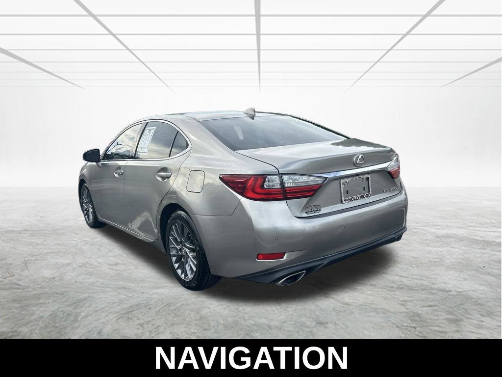 Used 2018 Lexus ES 350 w/ Premier Package FWD image 7