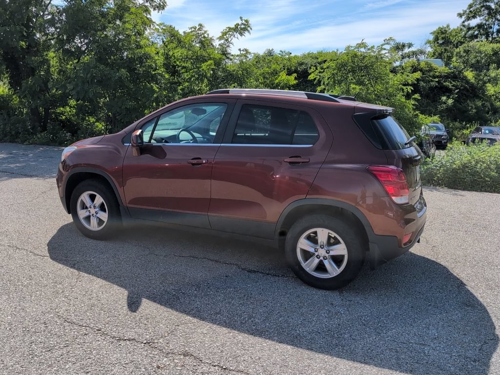 Used 2019 Chevrolet Trax LT w/ LPO, Protection Package AWD/4WD image 4