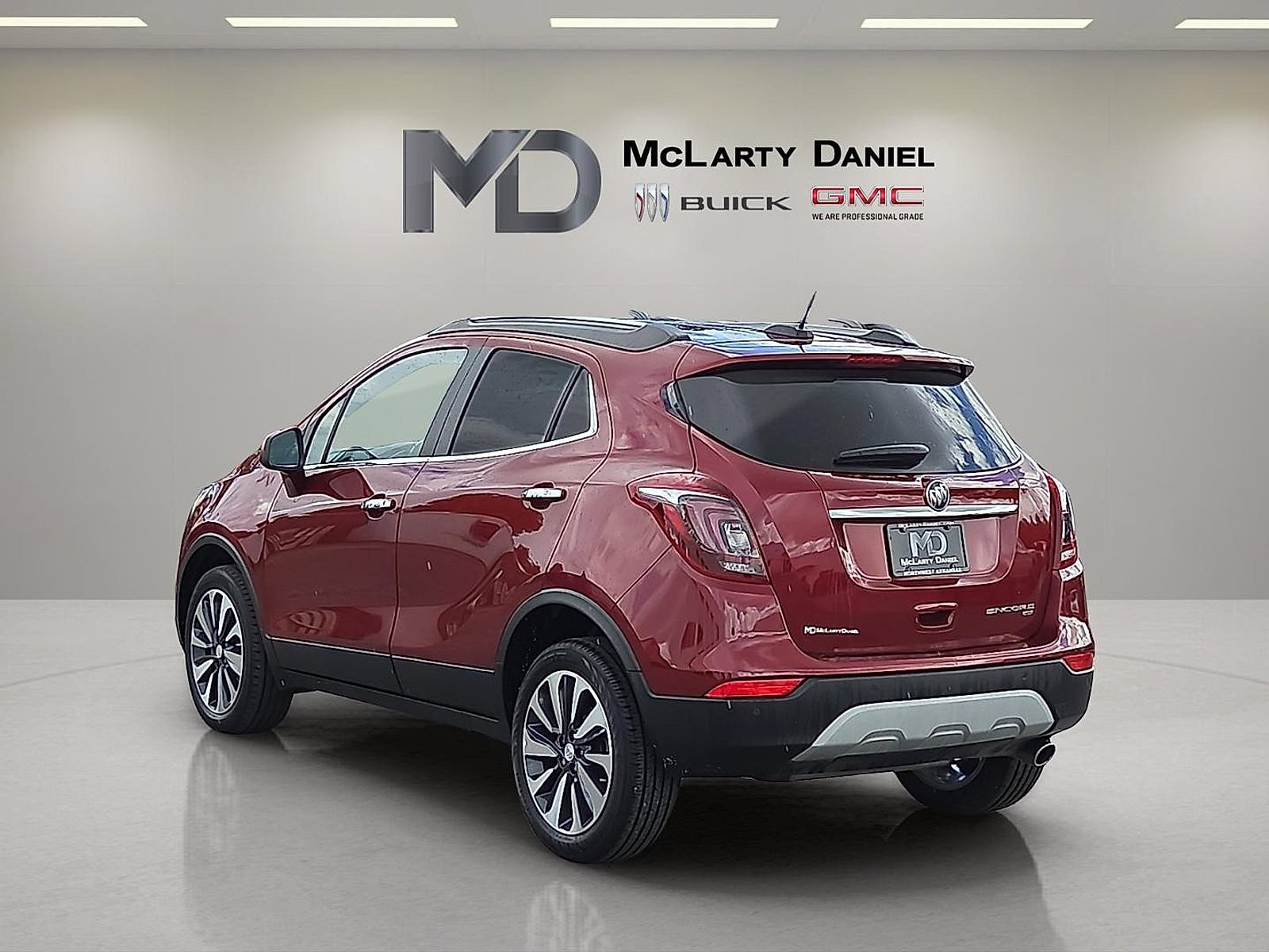 Used 2022 Buick Encore Preferred w/ Safety Package II AWD/4WD image 14