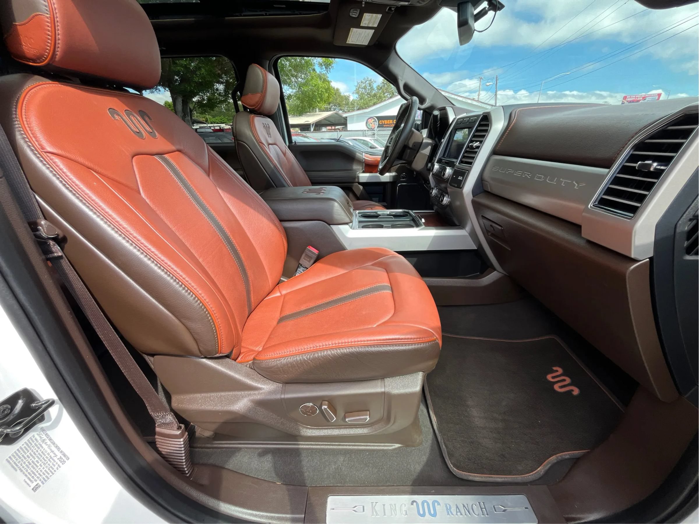 Used 2021 Ford F350 King Ranch w/ King Ranch Ultimate Package AWD/4WD image 23