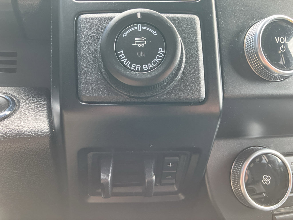 Used 2020 Ford Expedition Max XL AWD/4WD image 24