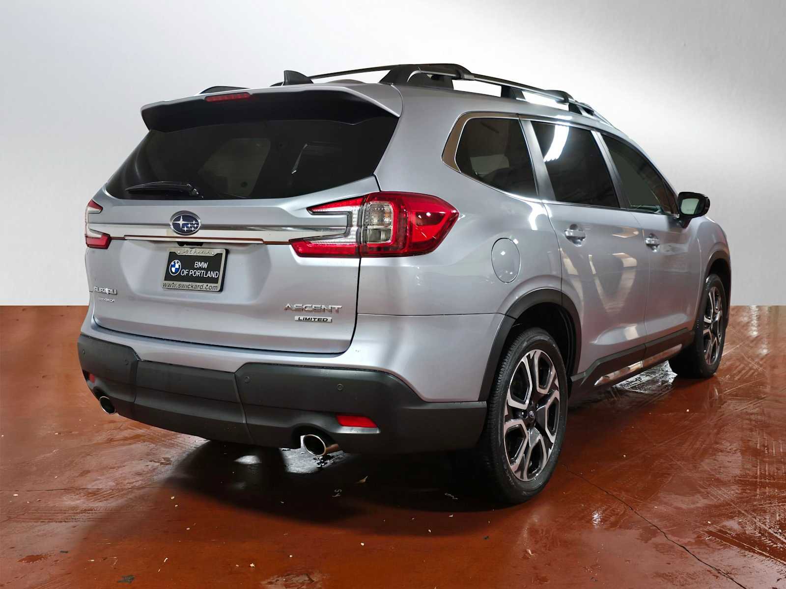 Used 2024 Subaru Ascent Limited w/ Technology Package image 3