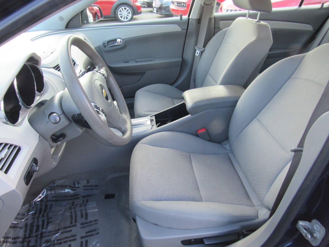Used 2010 Chevrolet Malibu LT FWD image 15