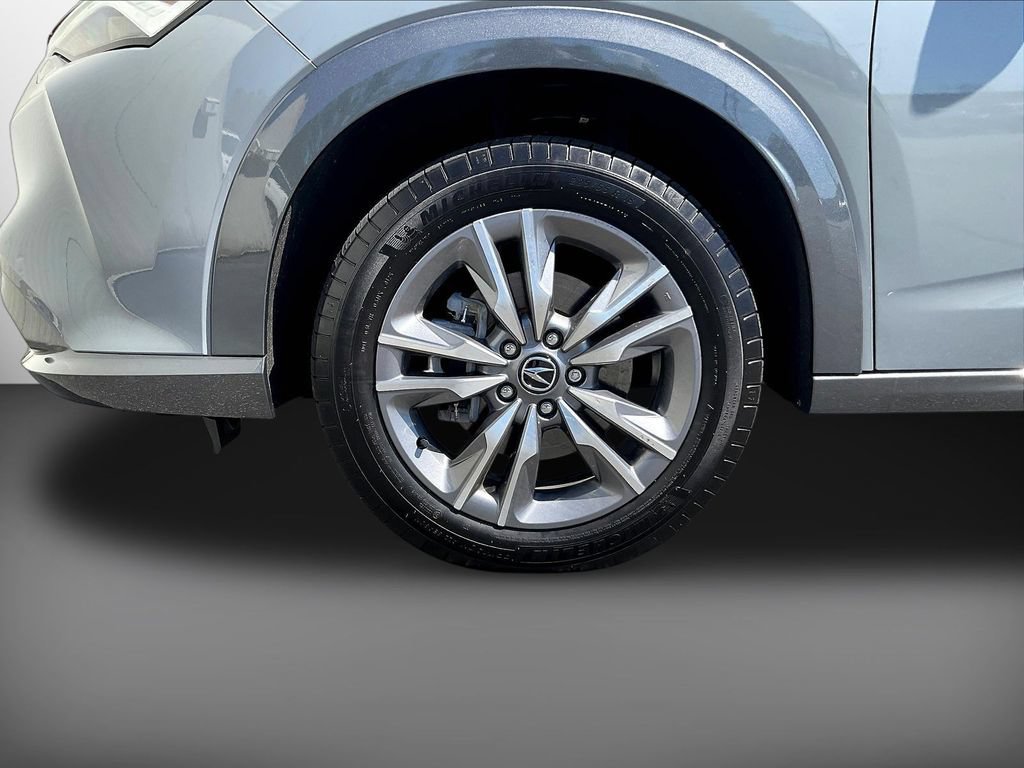 Used 2025 Acura ADX AWD image 32