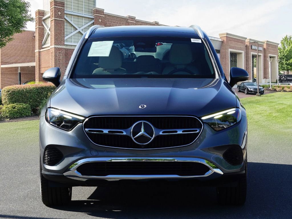 Certified 2023 Mercedes-Benz GLC 300 image 2