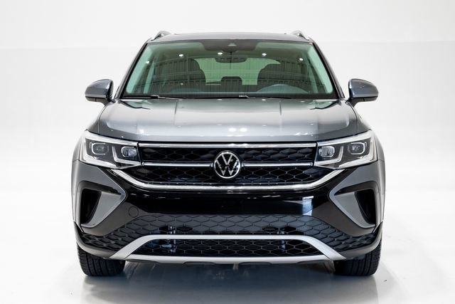 Used 2023 Volkswagen Taos SEL AWD/4WD image 4
