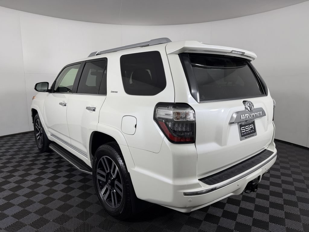 Used 2018 Toyota 4Runner Limited AWD/4WD image 10