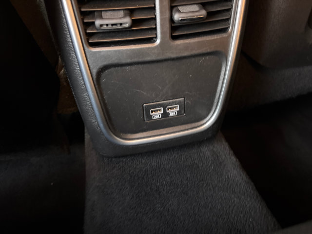 Used 2022 Dodge Charger R/T RWD image 12