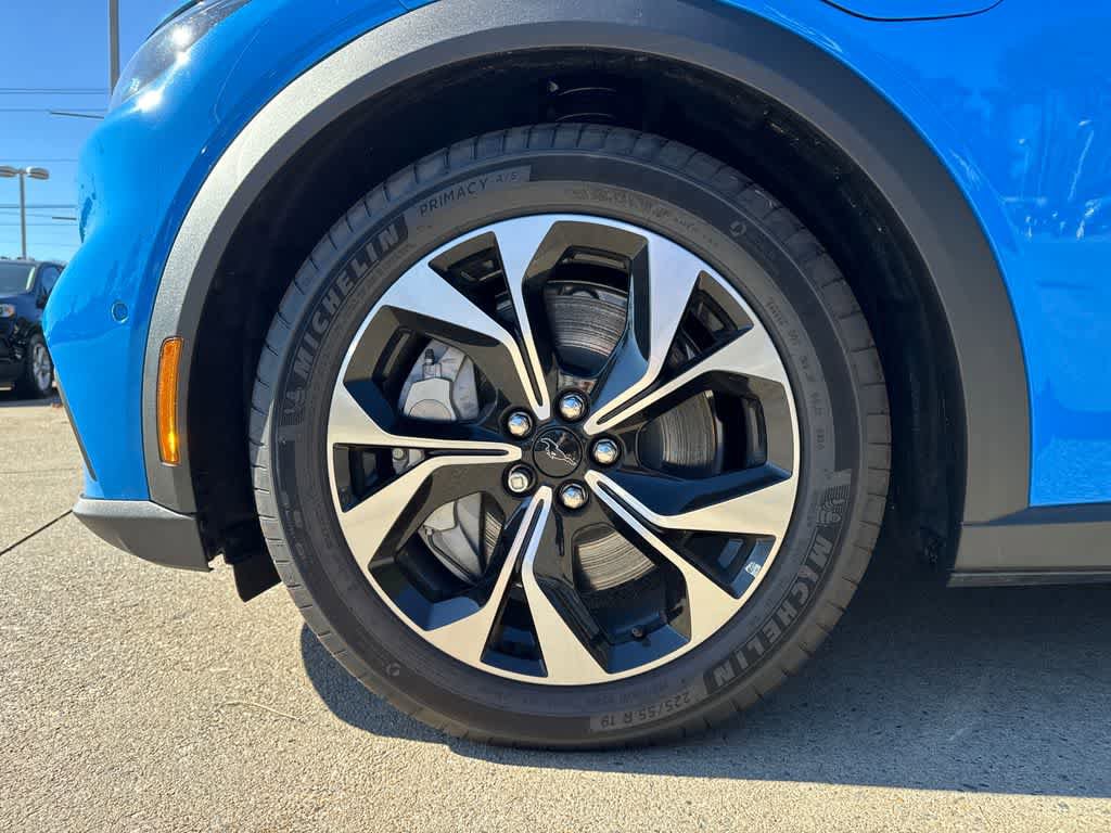 New 2024 Ford Mustang Mach-E Select w/ Comfort Package Lite RWD image 9