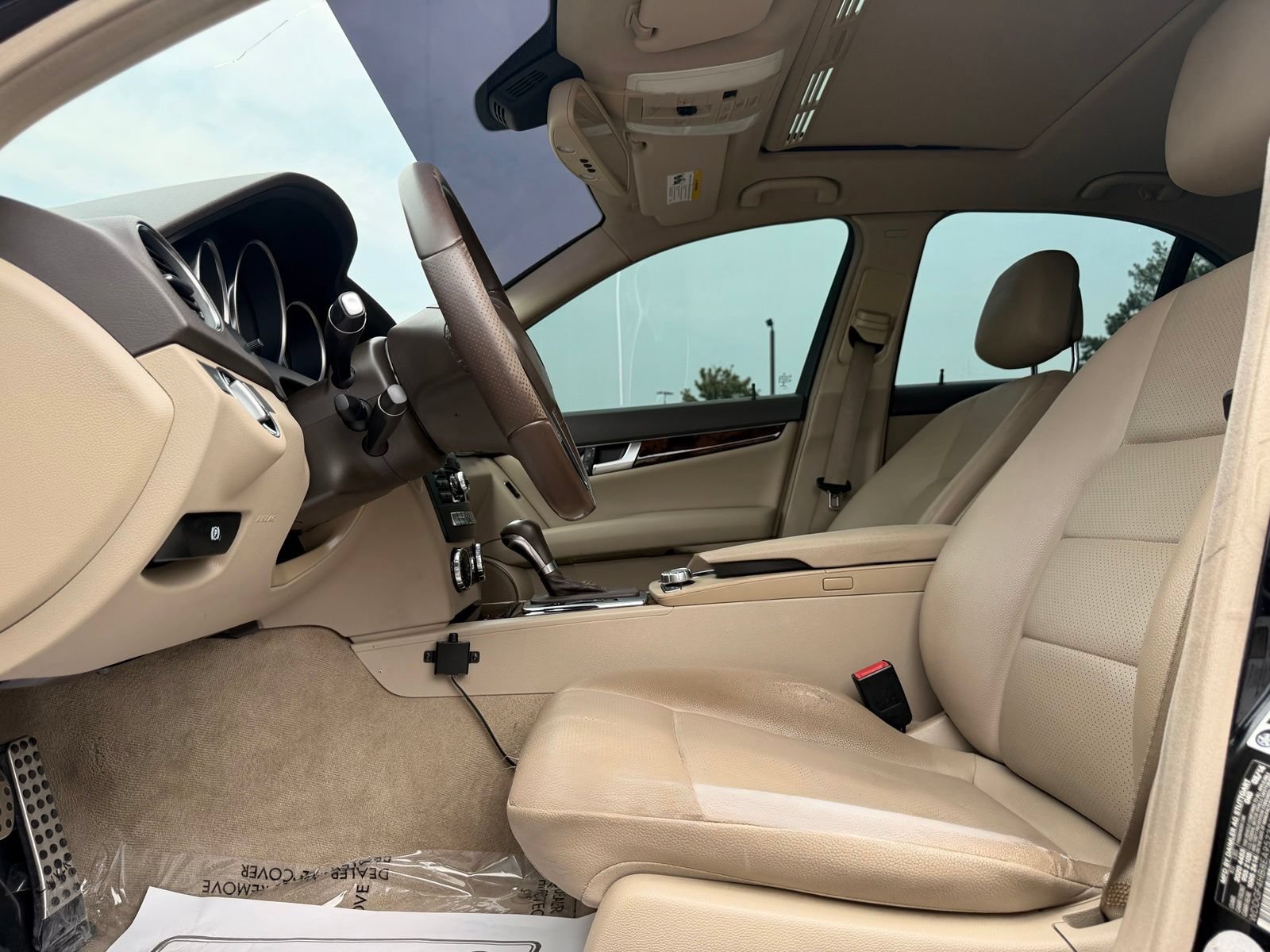 Used 2014 Mercedes-Benz C 250 Sedan image 14