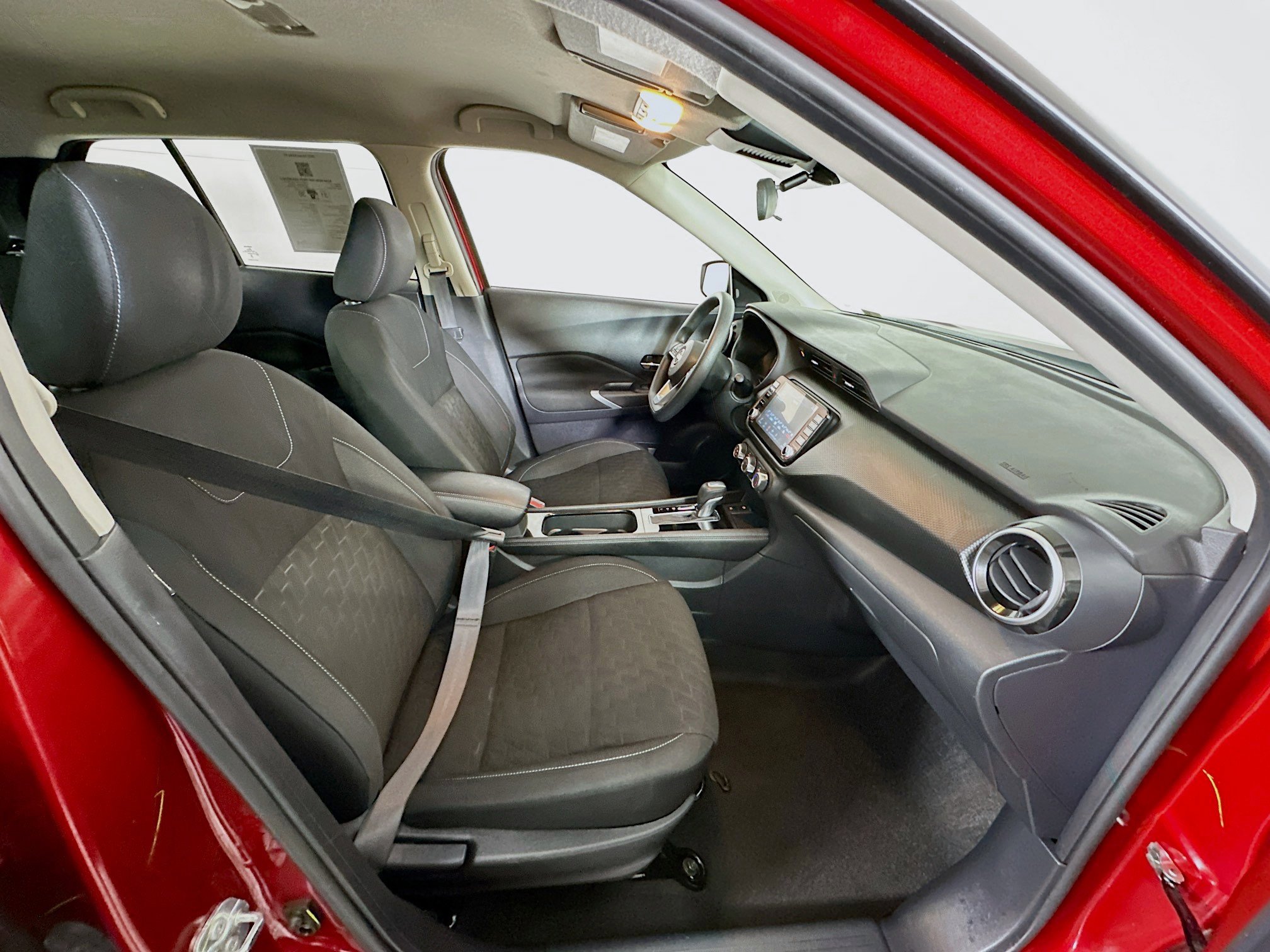 Used 2023 Nissan Kicks SV image 30