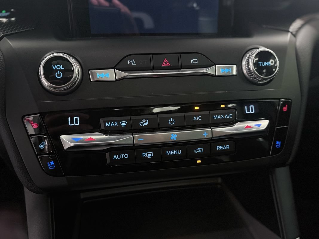 Used 2020 Ford Explorer ST w/ ST Street Pack AWD/4WD image 27