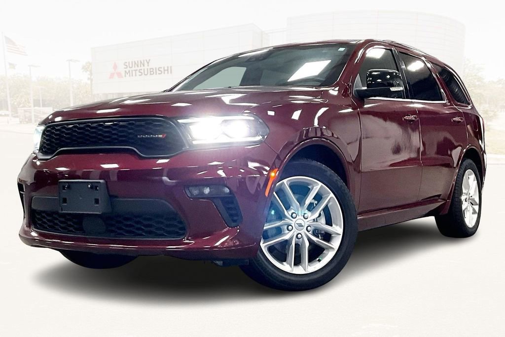 Used 2023 Dodge Durango GT image 1