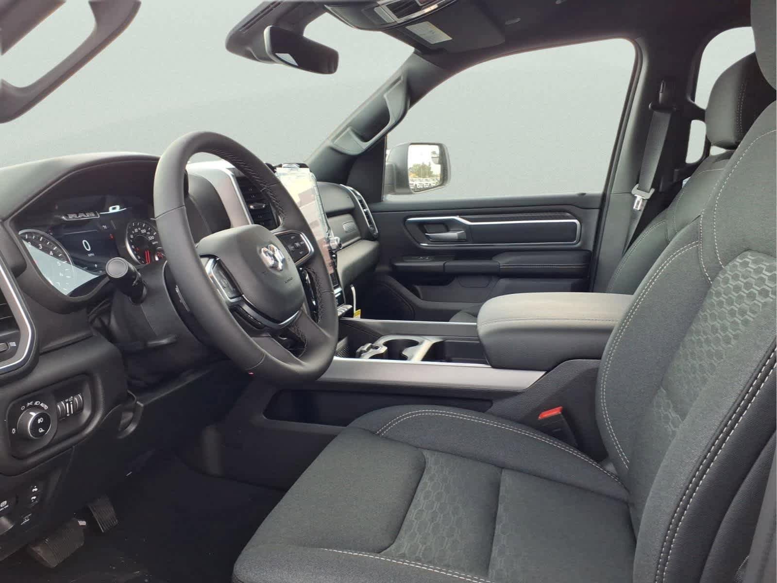 New 2026 RAM 1500 Big Horn AWD/4WD image 9