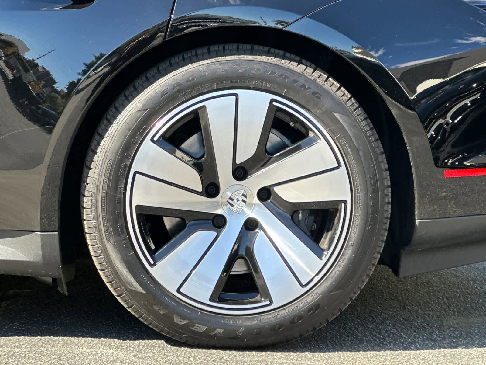 New 2026 Porsche Taycan AWD/4WD image 30