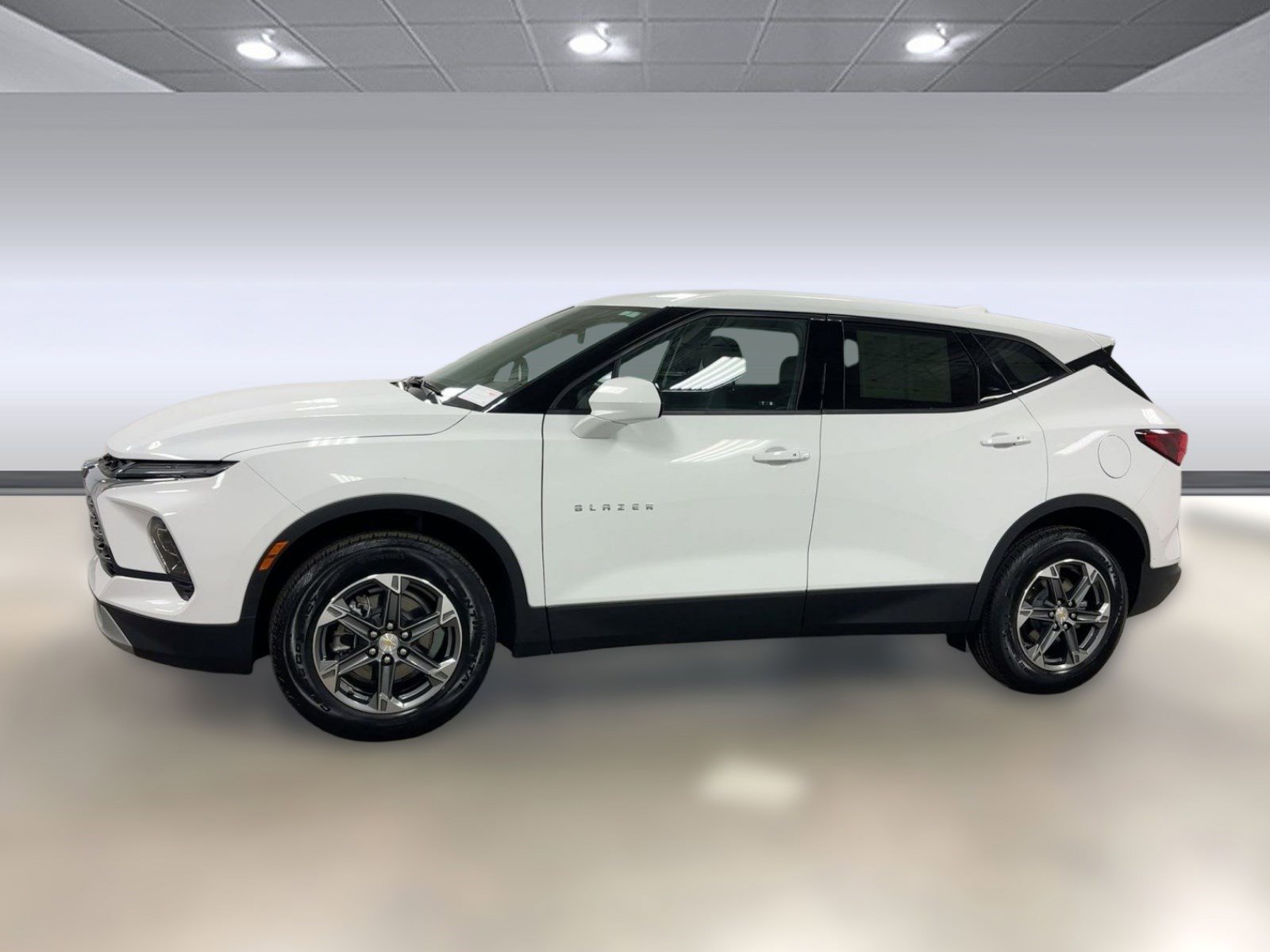 Certified 2025 Chevrolet Blazer LT image 2