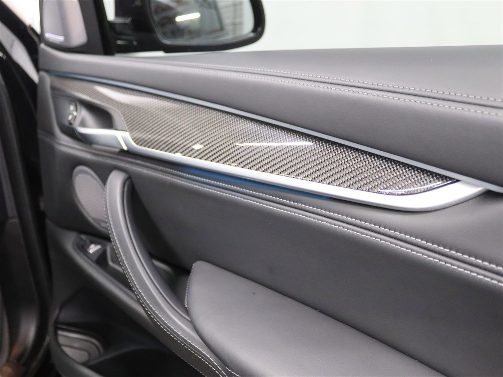 Used 2019 BMW X6 M w/ Executive Package image 33