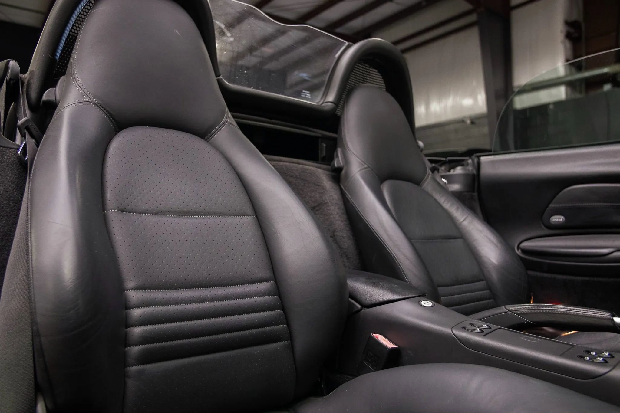 Used 2004 Porsche Boxster image 27