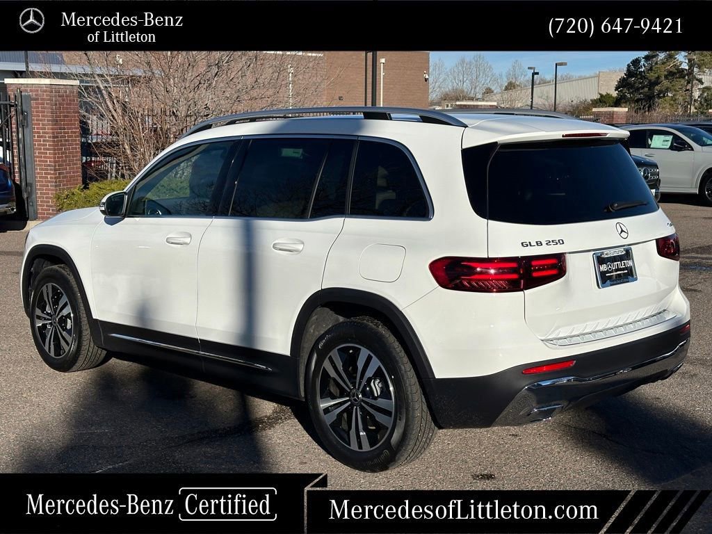 Certified 2025 Mercedes-Benz GLB 250 4MATIC image 4