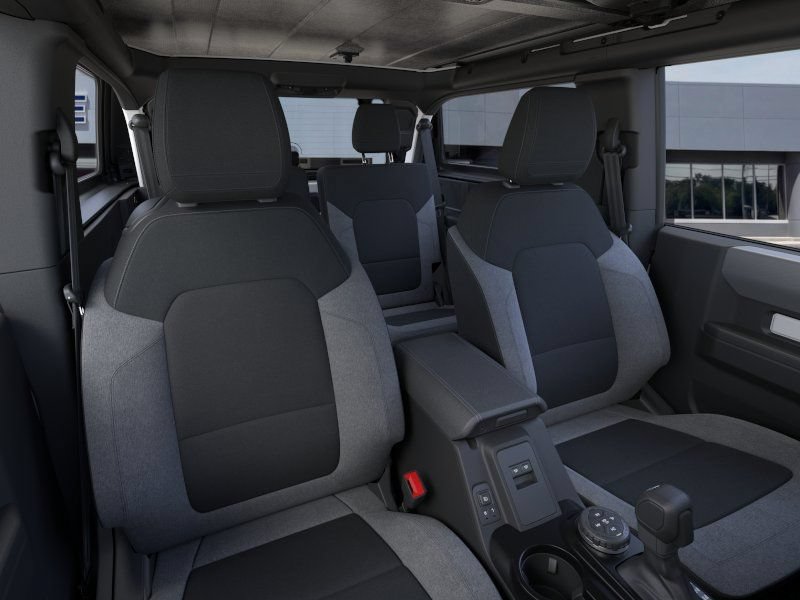 New 2026 Ford Bronco 2-Door w/ Sasquatch Package AWD/4WD image 10