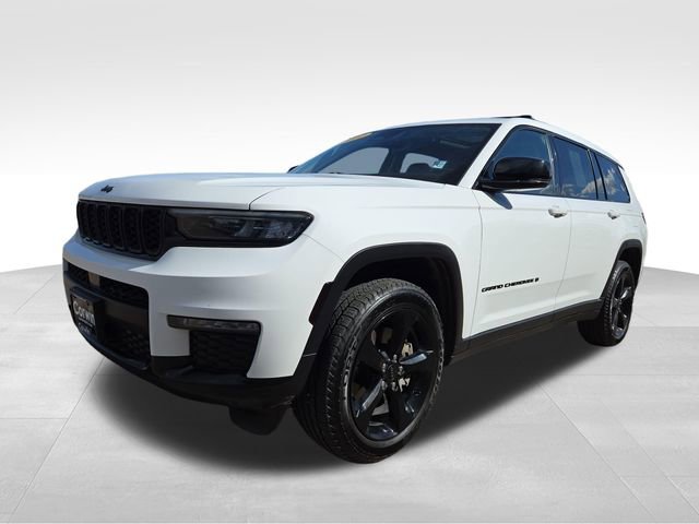 Used 2022 Jeep Grand Cherokee L Limited w/ Black Appearance Package RWD image 6