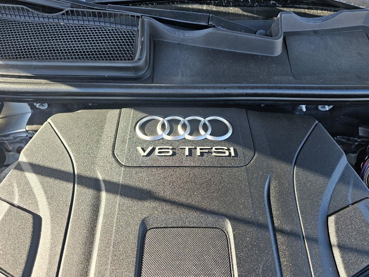Used 2017 Audi Q7 3.0T Premium Plus AWD/4WD image 17