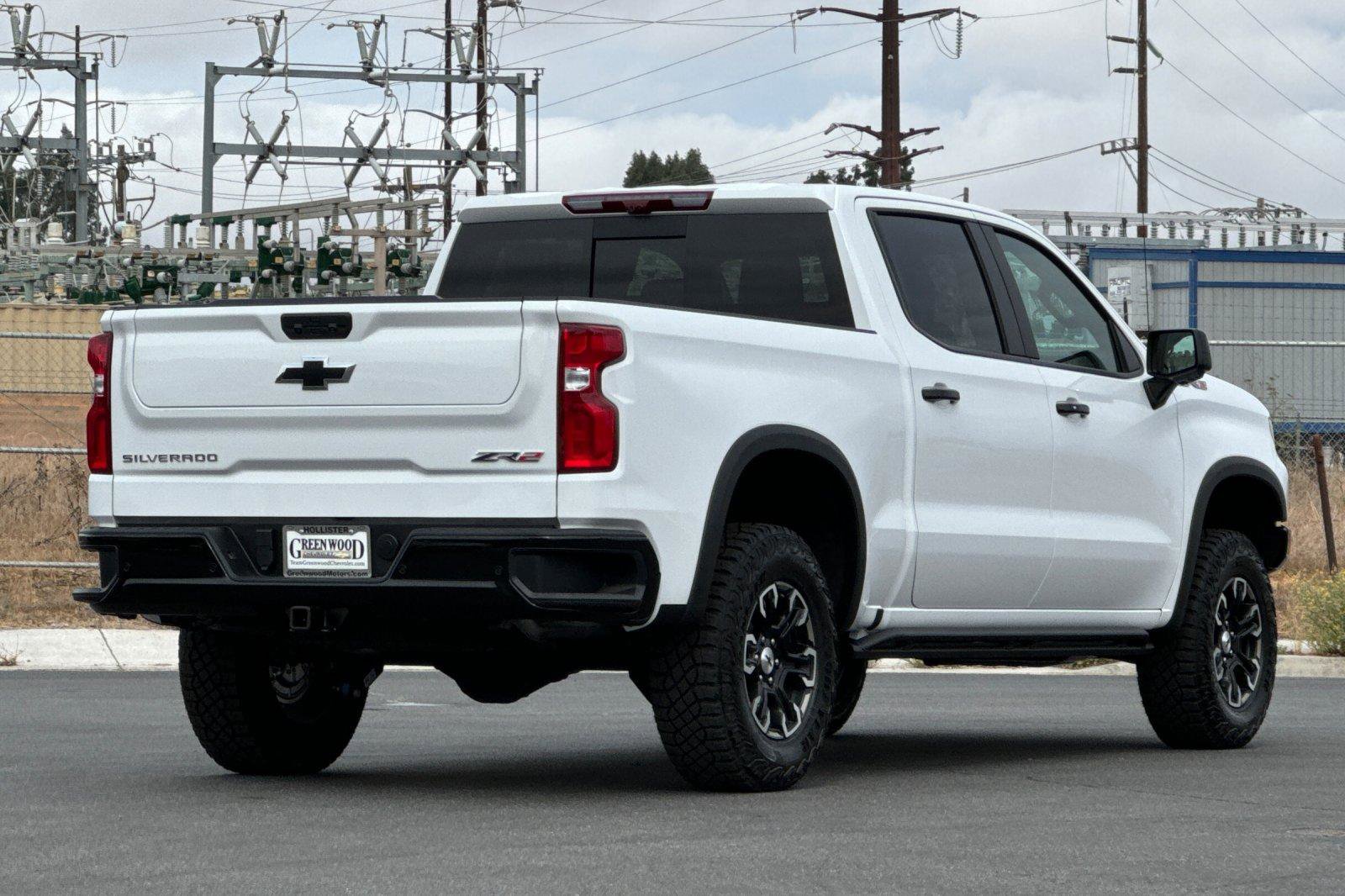 New 2026 Chevrolet Silverado 1500 ZR2 image 4