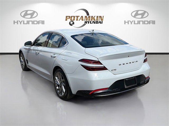 Used 2022 Genesis G70 2.0T image 7