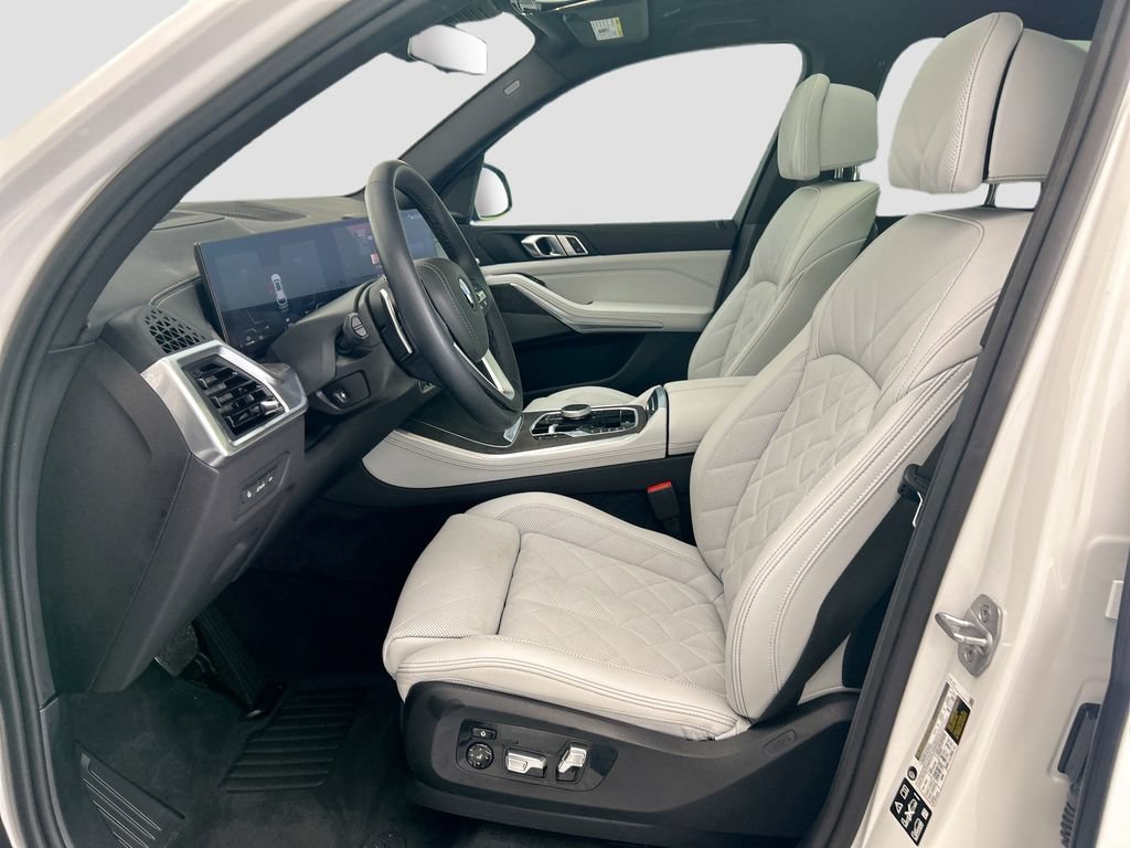 Certified 2024 BMW X5 xDrive40i w/ Premium Package AWD/4WD image 18