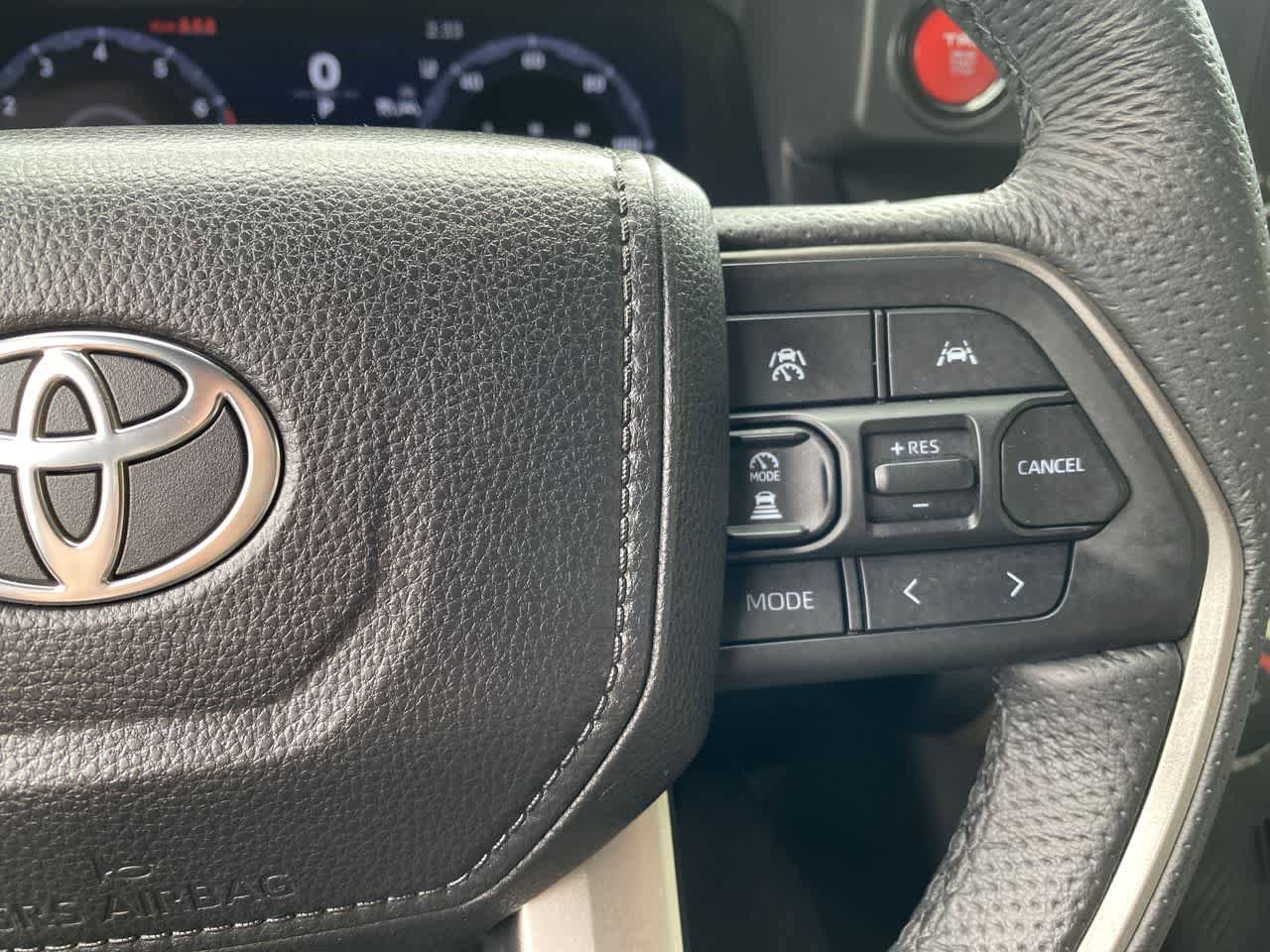 Used 2025 Toyota Tacoma TRD Sport AWD/4WD image 21