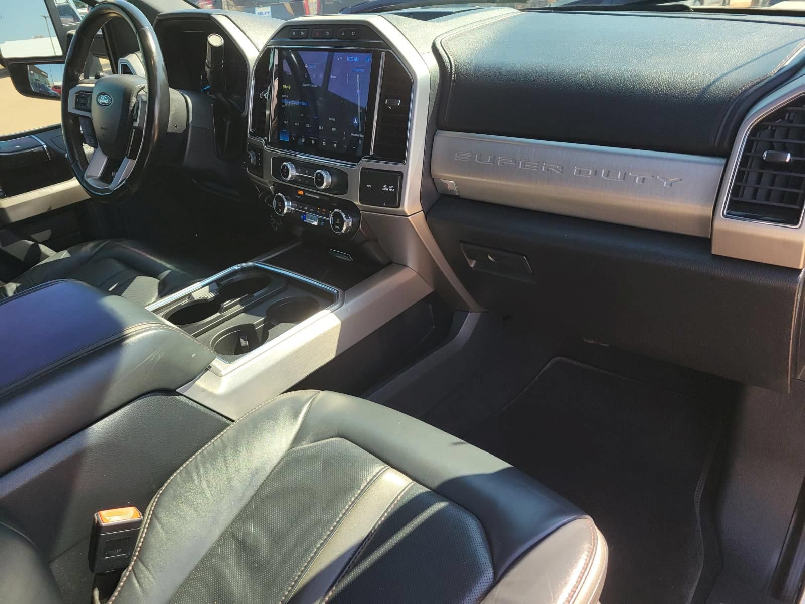 Used 2022 Ford F250 Platinum w/ FX4 Off-Road Package AWD/4WD image 9