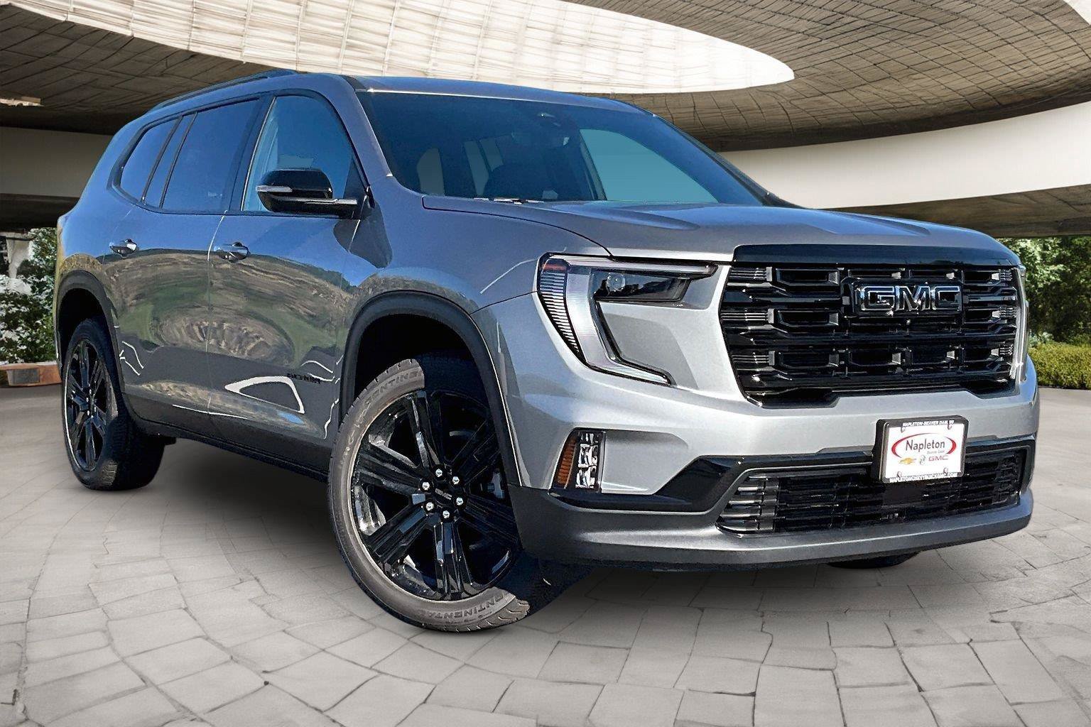 New 2027 GMC Acadia Elevation w/ Elevation Premium Package AWD/4WD image 2