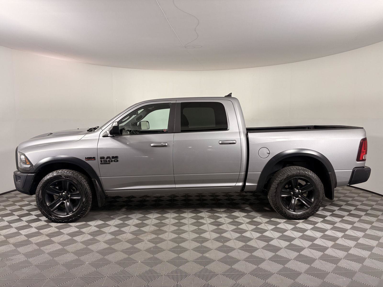 Used 2022 RAM 1500 Classic Warlock AWD/4WD image 2