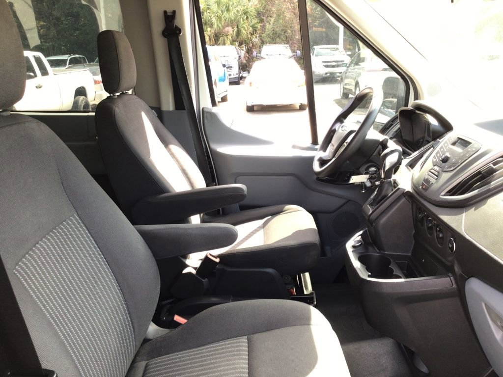 Used 2019 Ford Transit 350 XL image 27