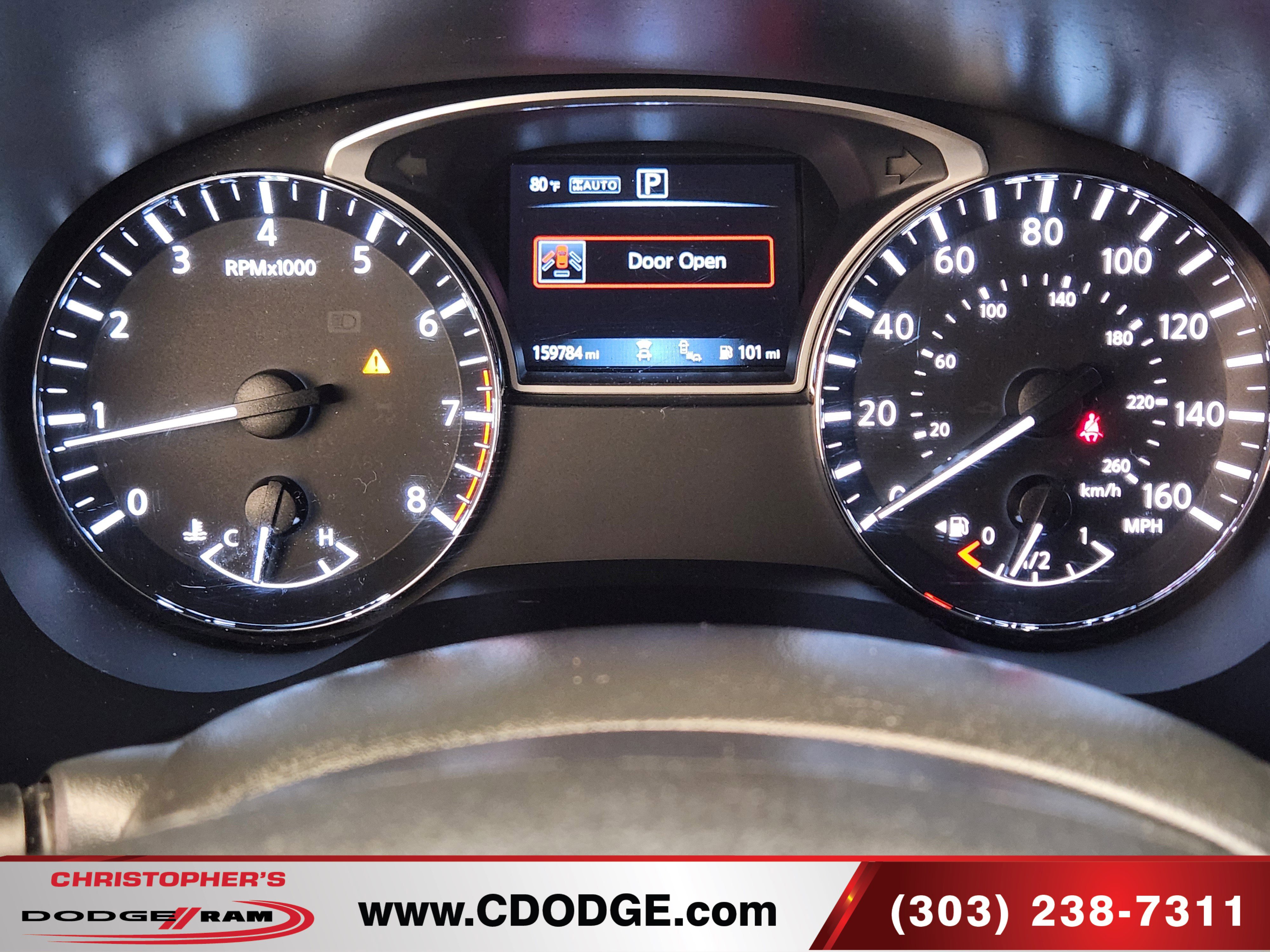 Used 2018 Nissan Pathfinder Platinum image 11