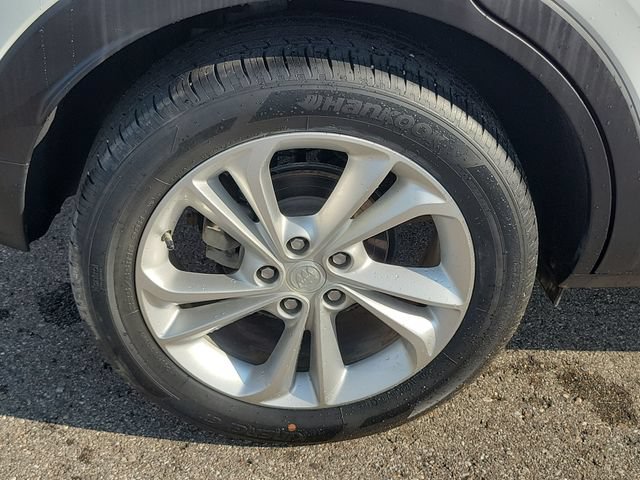 Used 2023 Buick Encore GX Preferred w/ Cold Weather Comfort Package AWD/4WD image 31