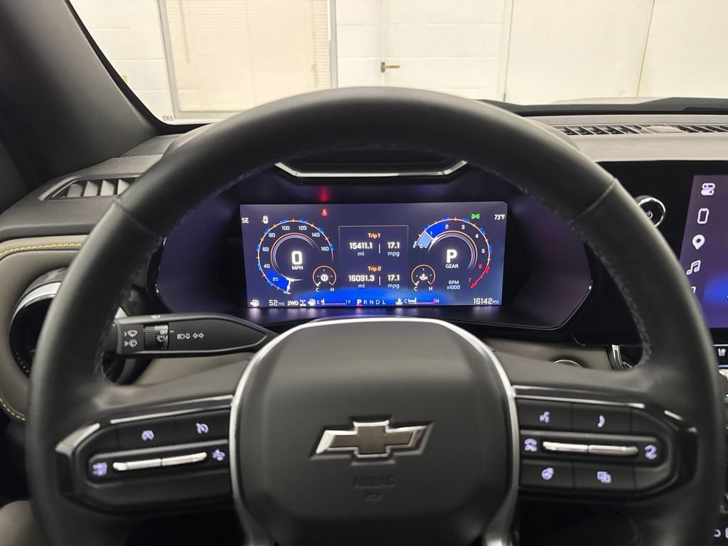 Used 2025 Chevrolet Colorado ZR2 AWD/4WD image 15