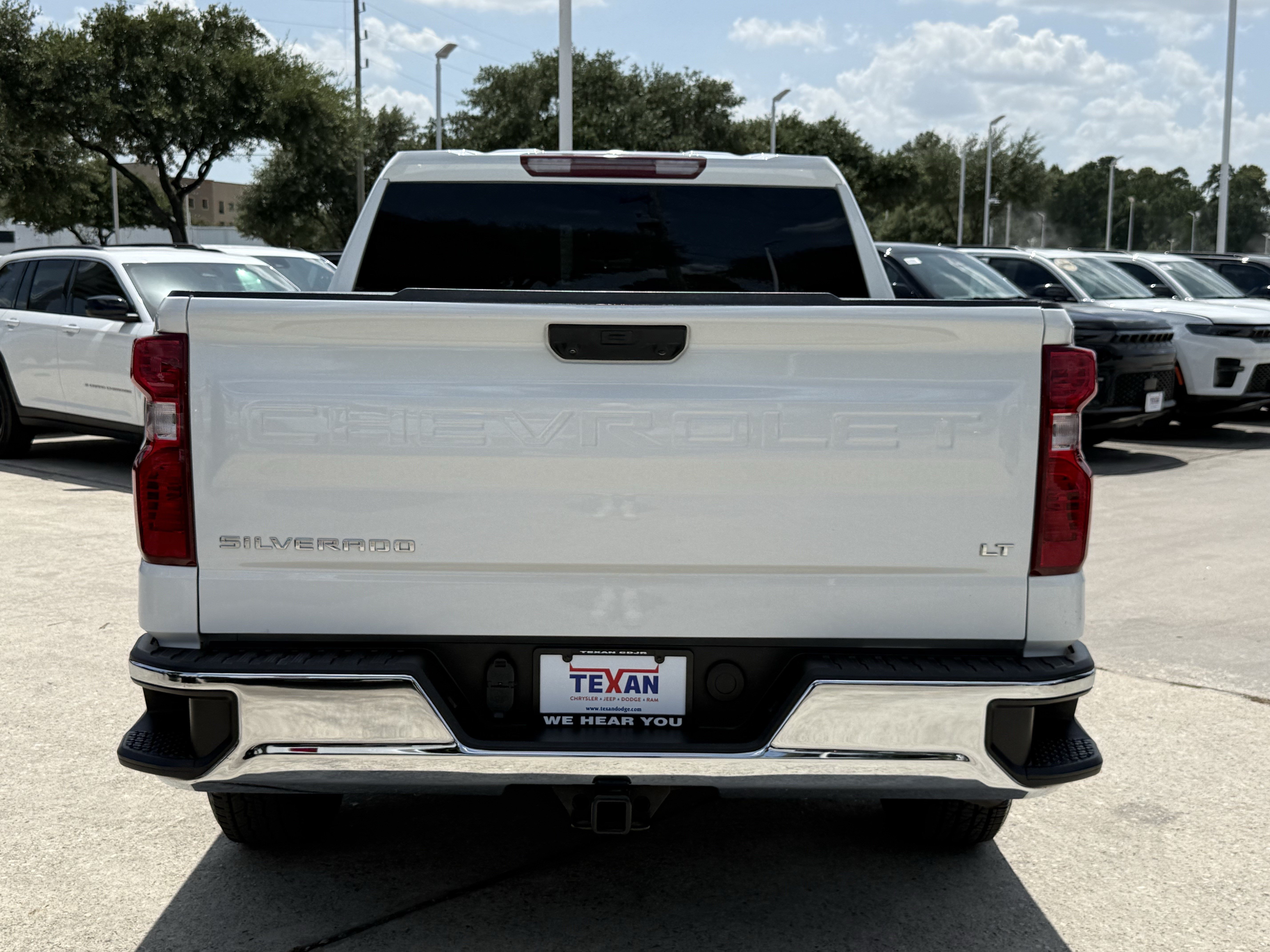 Used 2025 Chevrolet Silverado 1500 LT RWD image 6