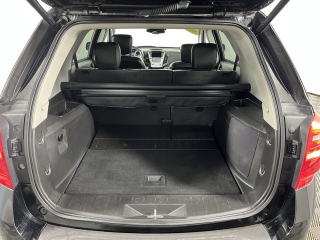 Used 2016 Chevrolet Equinox LTZ w/ Enhanced Convenience Package image 39