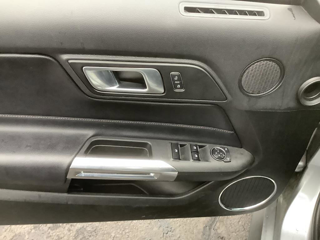 Used 2023 Ford Mustang Premium image 10