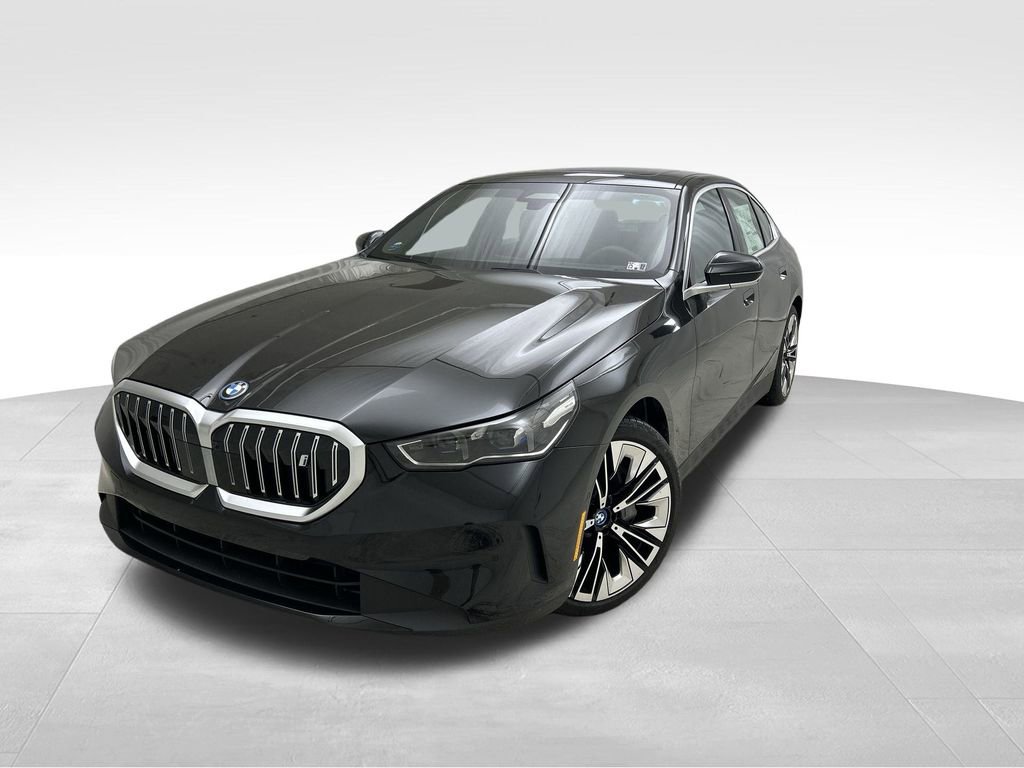 New 2025 BMW i5 xDrive40 w/ Premium Package
