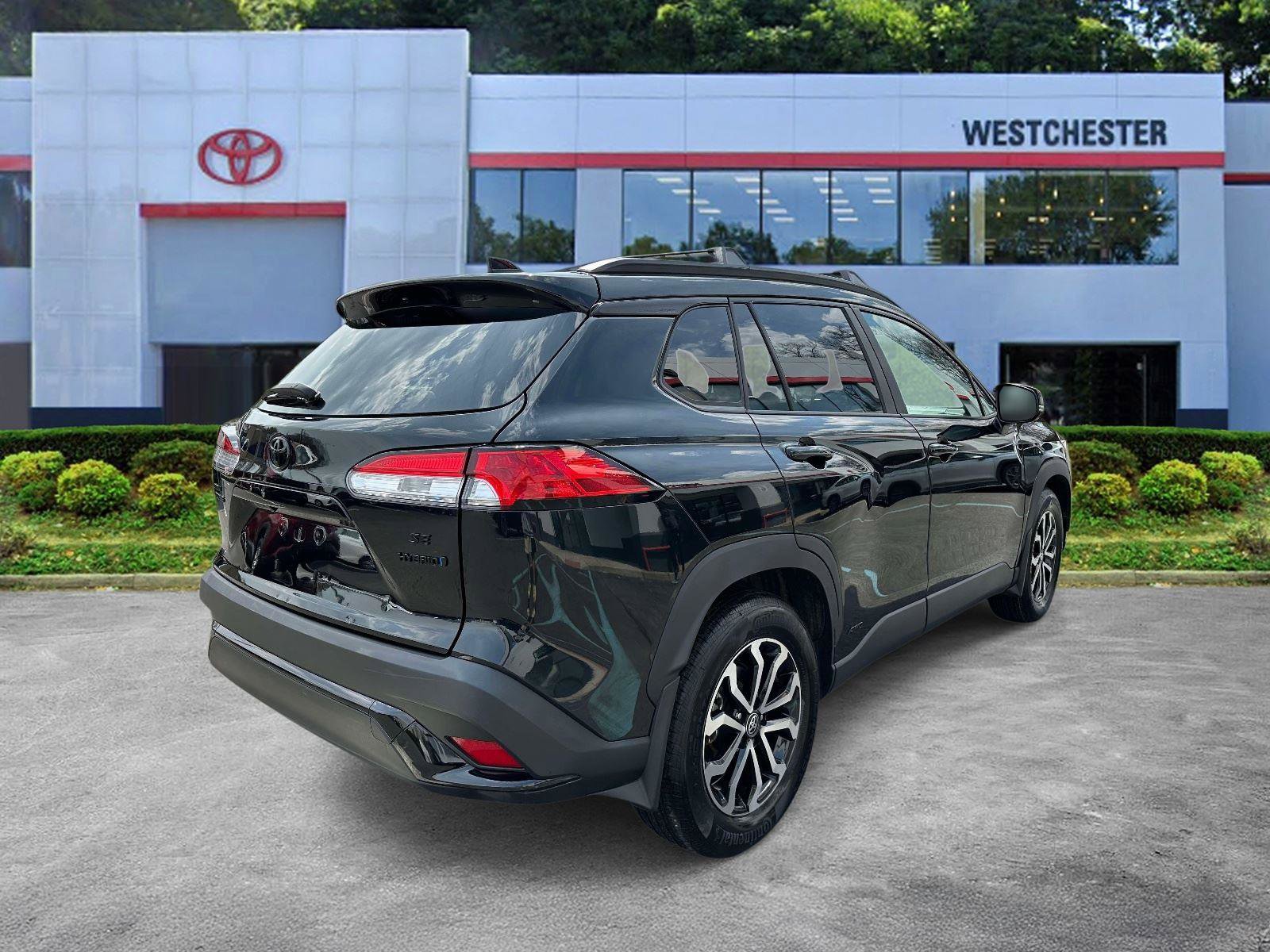 Used 2024 Toyota Corolla Cross AWD Hybrid image 4