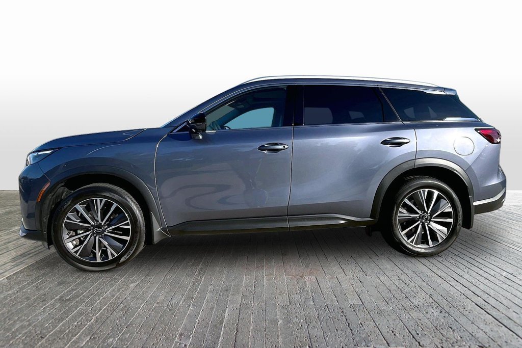 Certified 2027 INFINITI QX60 Luxe w/ Cargo Package AWD/4WD image 4