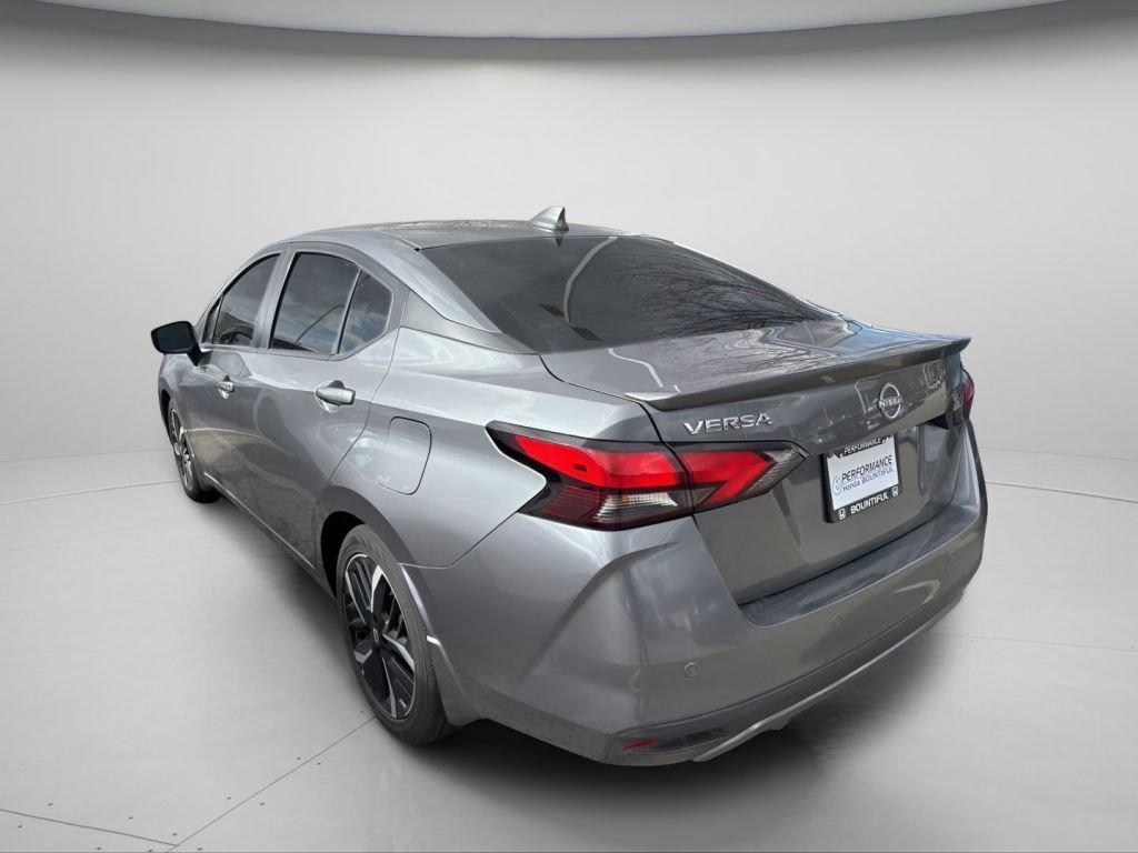 Used 2024 Nissan Versa SR w/ Trunk Package image 19