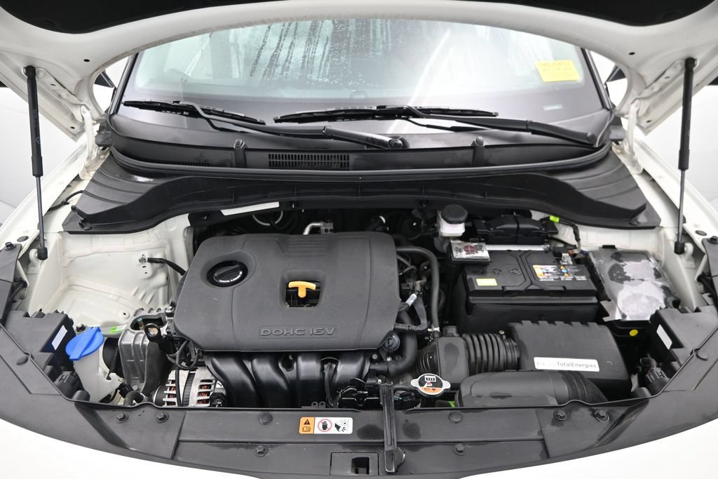Used 2023 Kia Soul LX w/ Option Group 015 FWD image 17